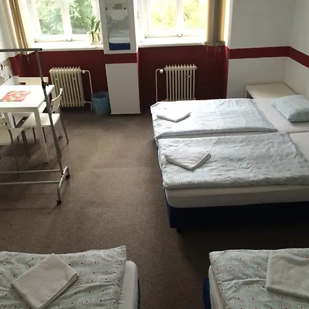 Charles Square Hostel Praga Habitación foto