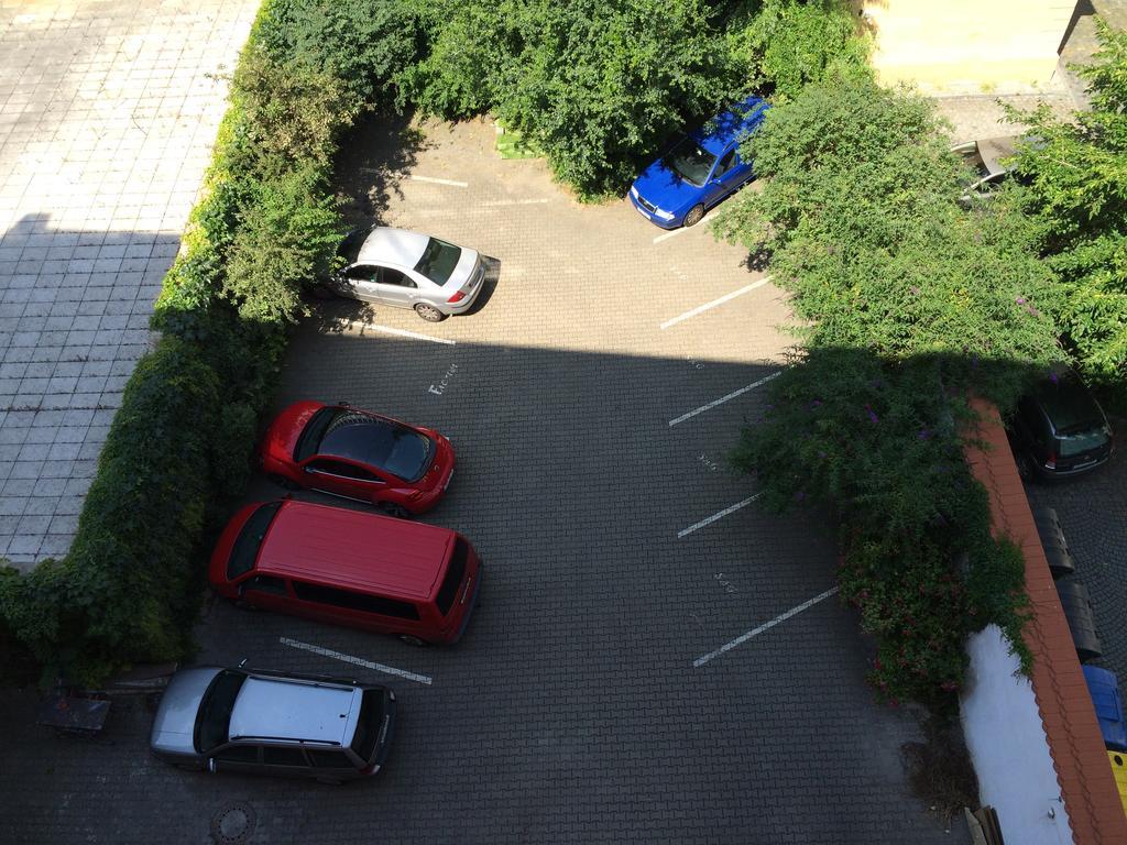Hotel Charles Square 3*
