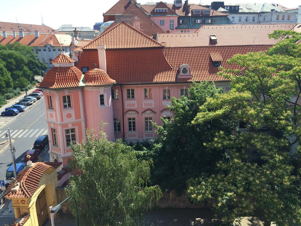 Charles Square 3* Praga